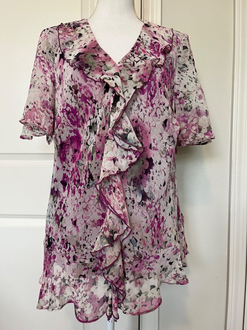 KSL Division of Karin Stevens Womens Ruffled Floral Blouse Size 22W Watercolor